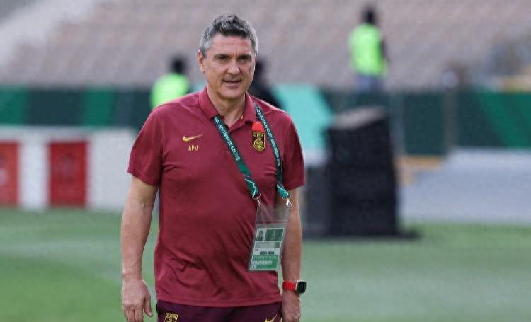 开云体育中国-安东尼奥确定留任,U23国家队面临冲击,没想到功勋主帅这样回应